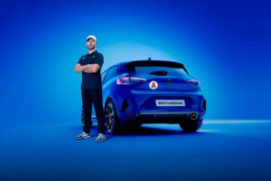 Renault Clio Safety Car Pierre Gasly